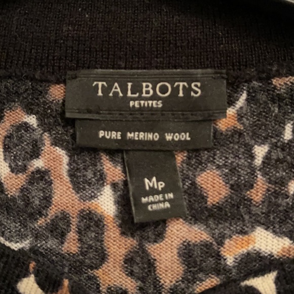 🧡 Talbots animal print sweater - Picture 3 of 3